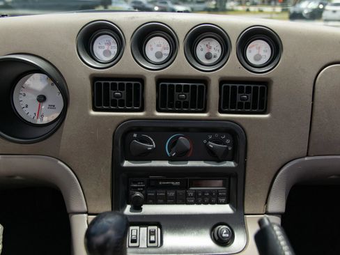 Used 1994 Dodge Viper RT/10 RWD image 35