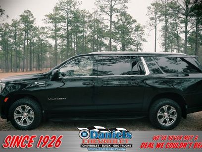 Used 2022 GMC Yukon XL SLE
