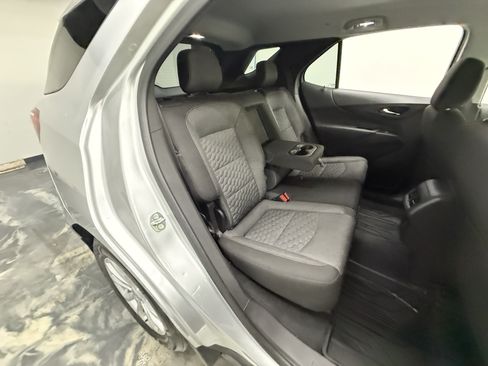 Used 2020 Chevrolet Equinox LT w/ Driver Convenience Package AWD/4WD image 21