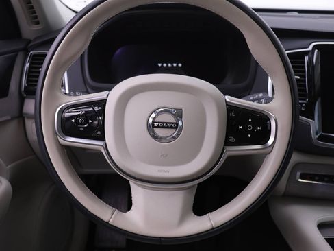 Certified 2024 Volvo XC90 T8 Ultimate w/ Protection Package Premier AWD/4WD image 17
