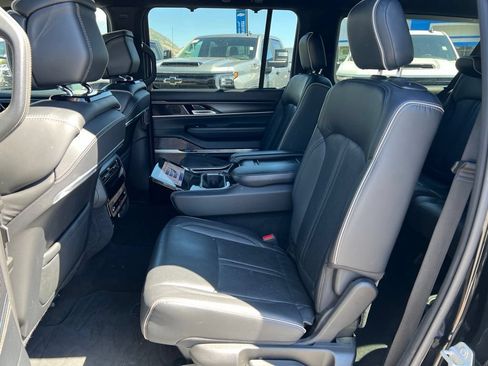 Used 2024 Jeep Grand Wagoneer L Series II w/ Quick Order Packagew 28T AWD/4WD image 26