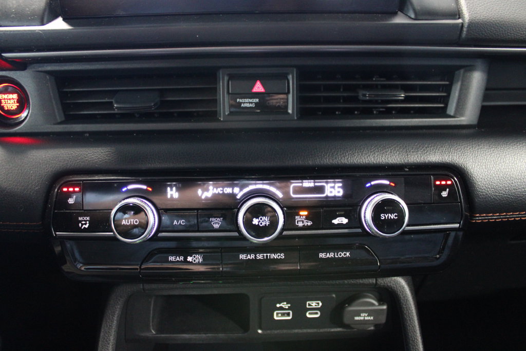 Used 2023 Honda Pilot TrailSport image 19