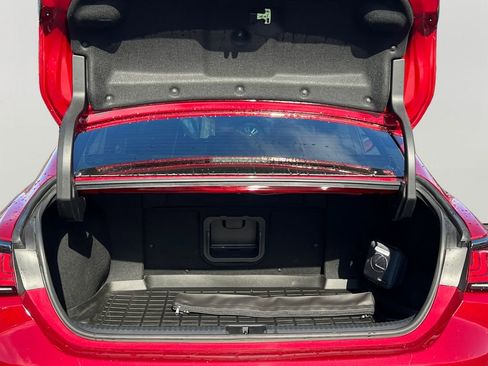 Used 2022 Lexus ES 300h F Sport w/ Accessory Package image 9