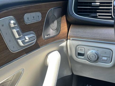 Used 2022 Mercedes-Benz GLS 450 4MATIC image 28