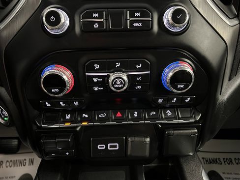 Used 2020 GMC Sierra 3500 Denali w/ Denali Ultimate Package image 40