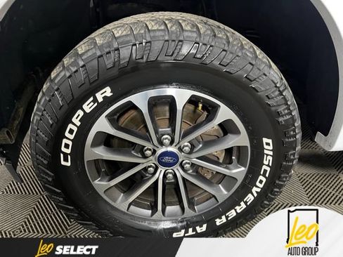 Used 2020 Ford F150 XLT w/ Equipment Group 302A Luxury AWD/4WD image 22
