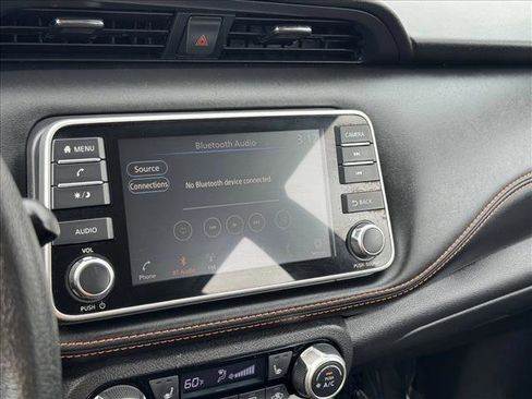 Used 2019 Nissan Kicks SR w/ SR Premium Package image 13