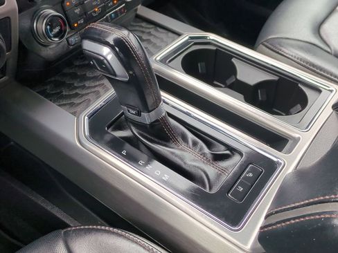 Used 2018 Ford F150 Platinum w/ Technology Package image 34