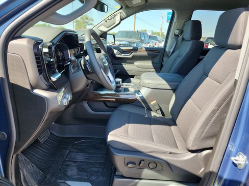 New 2026 GMC Sierra 1500 Elevation image 11