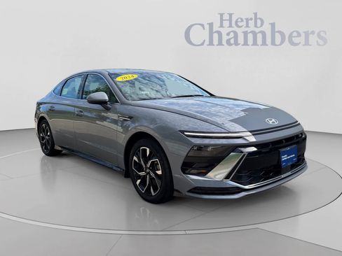Certified 2024 Hyundai Sonata SEL AWD/4WD image 1
