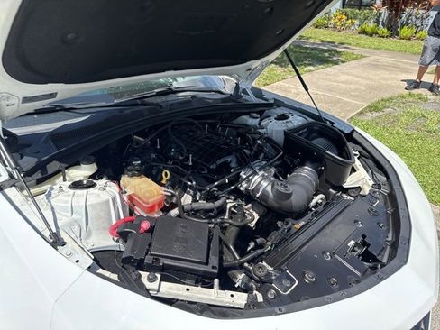 Used 2022 Chevrolet Camaro LT image 31