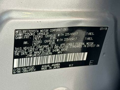 Used 2018 Toyota RAV4 LE Plus image 24