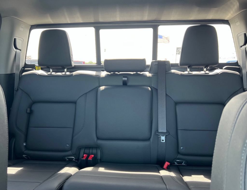 New 2026 Chevrolet Silverado 1500 RST w/ Z71 Off-Road Package AWD/4WD image 22