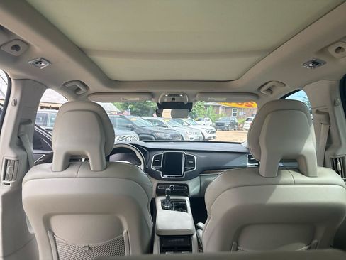 Used 2017 Volvo XC90 T6 Momentum w/ Vision Package AWD/4WD image 37