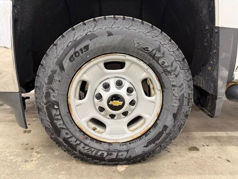 Used 2019 Chevrolet Silverado 2500 W/T w/ Snow Plow Prep Package image 19