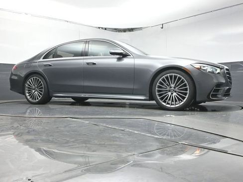Used 2023 Mercedes-Benz S 500 4MATIC image 30