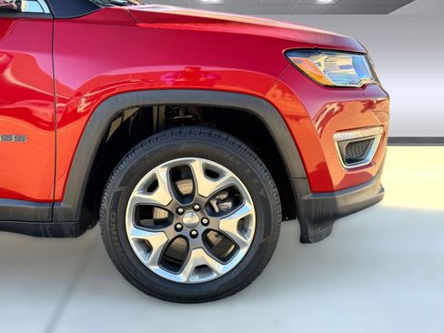 Used 2019 Jeep Compass Limited image 9