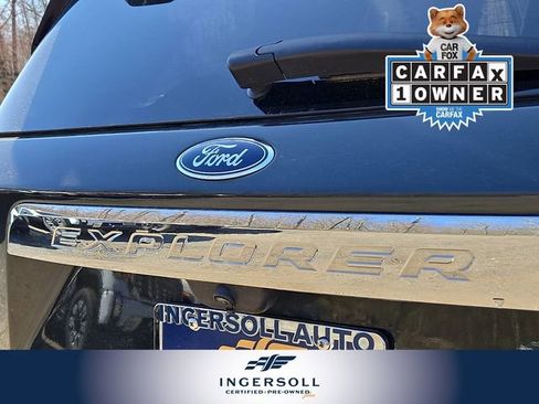 Used 2022 Ford Explorer XLT w/ Equipment Group 202A image 30