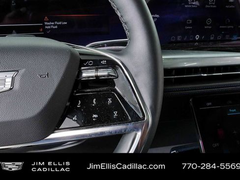 Certified 2025 Cadillac Escalade IQ Sport 1 AWD/4WD image 10