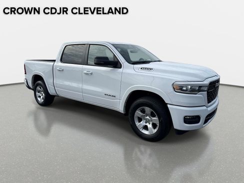 Used 2026 RAM 1500 Big Horn AWD/4WD image 2