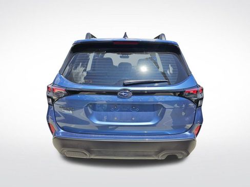 Used 2025 Subaru Forester w/ Convenience Package #1 AWD/4WD image 17