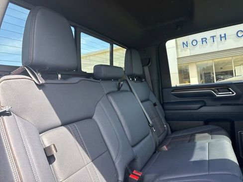 Used 2025 Chevrolet Silverado 3500 High Country w/ High Country Premium Package image 28