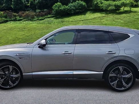 Used 2025 Genesis GV80 3.5T Prestige image 5