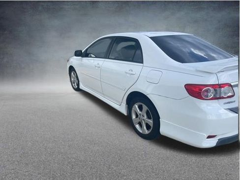 Used 2013 Toyota Corolla S FWD image 6