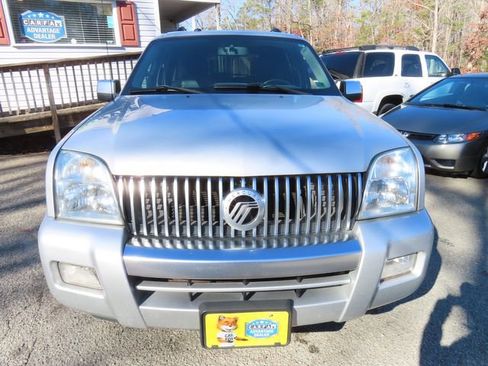 Used 2009 Mercury Mountaineer Premier image 3