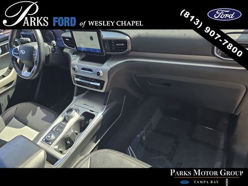 Used 2022 Ford Explorer XLT w/ Equipment Group 202A AWD/4WD image 10