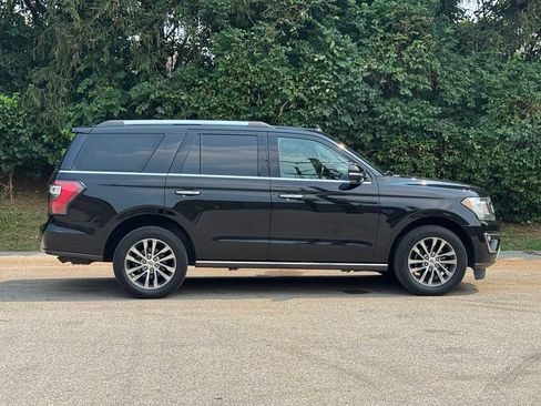 Used 2018 Ford Expedition Limited AWD/4WD image 4