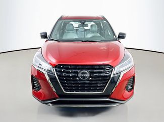 Used 2022 Nissan Kicks SR w/ Premium Package video 2