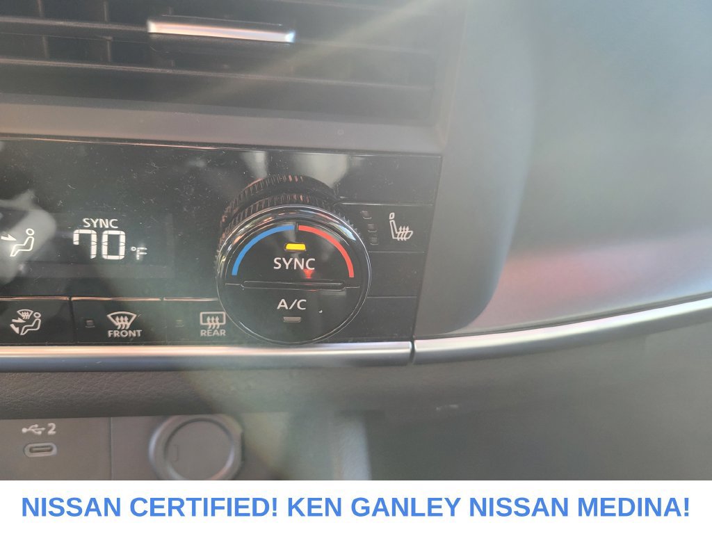 Certified 2024 Nissan Rogue SV w/ SV Premium Package AWD/4WD image 29