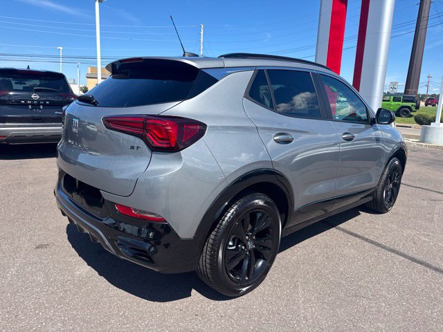 Used 2024 Buick Encore GX Sport Touring w/ Advanced Technology Package FWD image 5