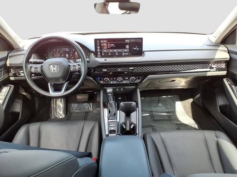 Used 2023 Honda Accord Touring image 32