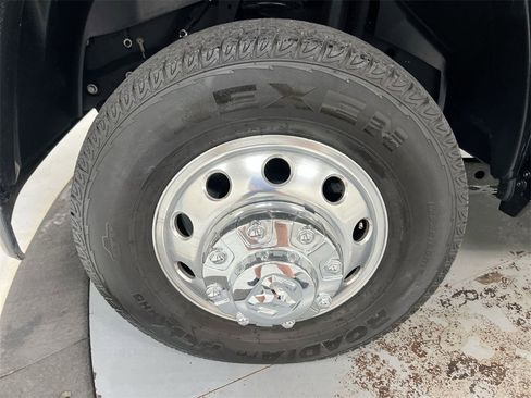 Used 2024 RAM 3500 Limited w/ Safety Group image 25