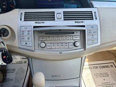 Used 2006 Toyota Avalon XLS FWD image 27