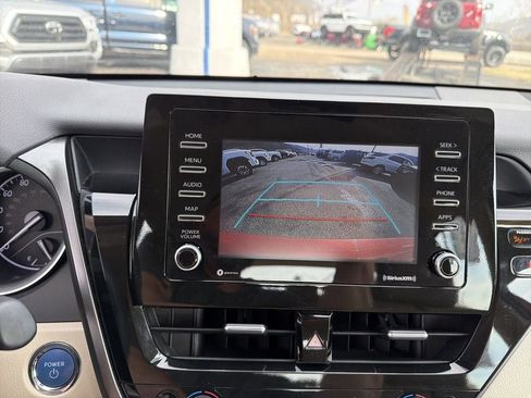 Used 2023 Toyota Camry LE image 27