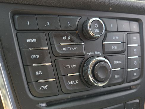 Used 2015 Buick Encore Leather image 28