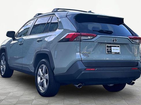 Used 2021 Toyota RAV4 XLE Premium AWD/4WD image 12