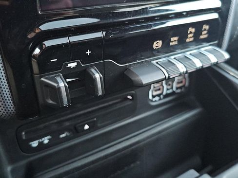 Used 2019 RAM 2500 Limited image 18