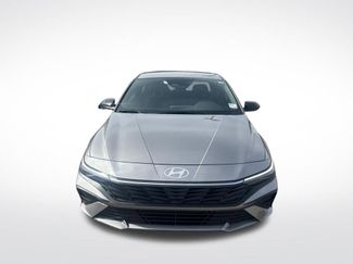 Used 2025 Hyundai Elantra SEL FWD video 2