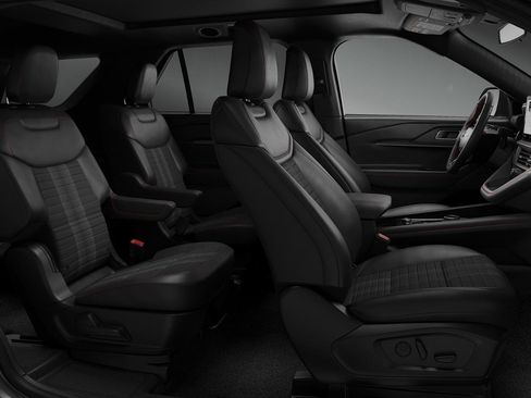 New 2026 Ford Explorer ST-Line w/ ST-Line Street Pack image 29