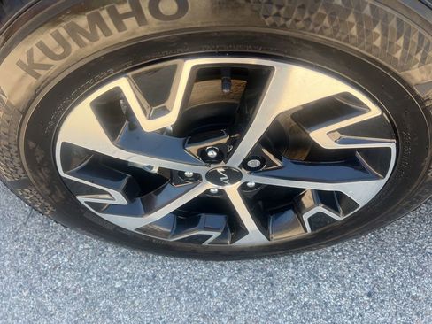 Certified 2023 Kia Sportage EX FWD image 39