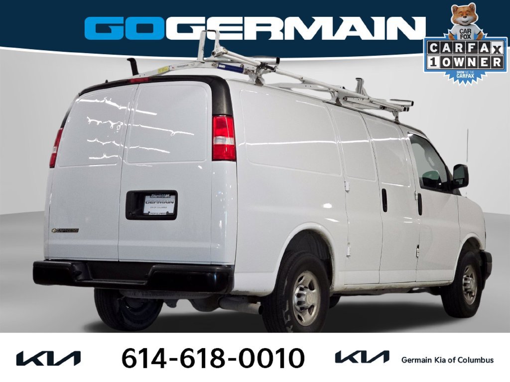 Used 2020 Chevrolet Express 3500 w/ Driver Convenience Package RWD image 7
