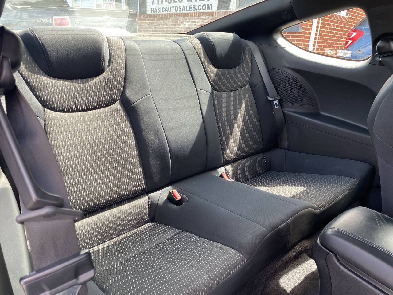 Used 2013 Hyundai Genesis 2.0T RWD image 16