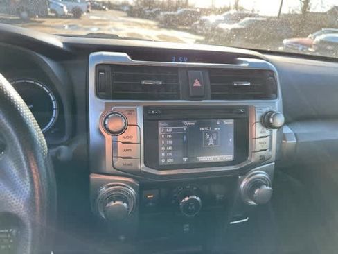 Used 2016 Toyota 4Runner SR5 image 8