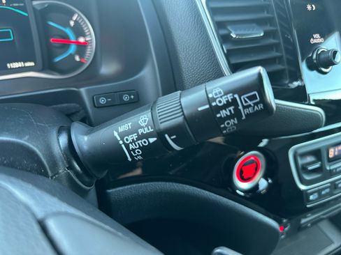 Used 2019 Honda Pilot Elite image 32