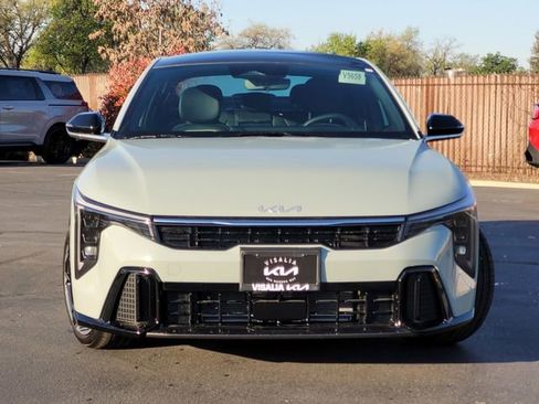 New 2025 Kia K4 GT-Line w/ GT-Line Sunroof Package image 2