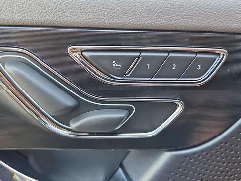 Used 2023 Lincoln Corsair Reserve FWD image 26